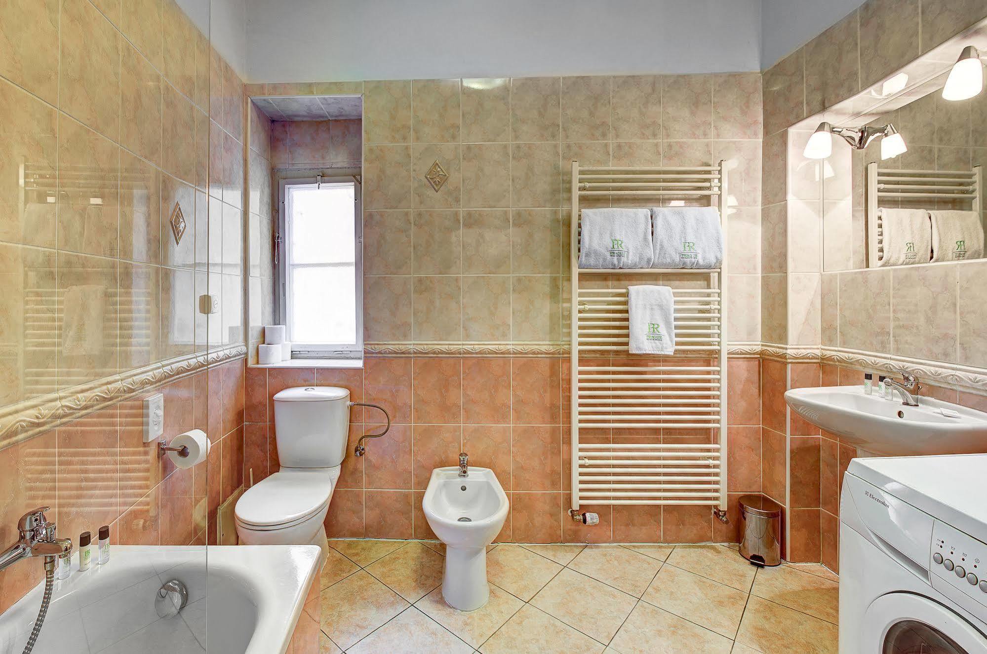 Abc Suites Прага Екстер'єр фото